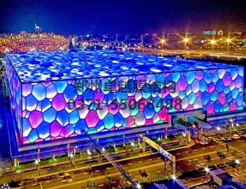 鳥巢跟水立方是我國應用膜結(jié)構(gòu)更著名的建筑