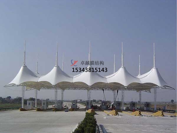 宿州高速收費(fèi)站雨棚【專(zhuān)業(yè)廠家】景觀遮陽(yáng)棚/服務(wù)區(qū)膜結(jié)構(gòu)充電站設(shè)計(jì)公司