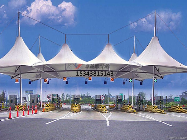 格爾木高速收費(fèi)站雨棚【專(zhuān)業(yè)廠家】景觀遮陽(yáng)棚/服務(wù)區(qū)膜結(jié)構(gòu)充電站設(shè)計(jì)公司