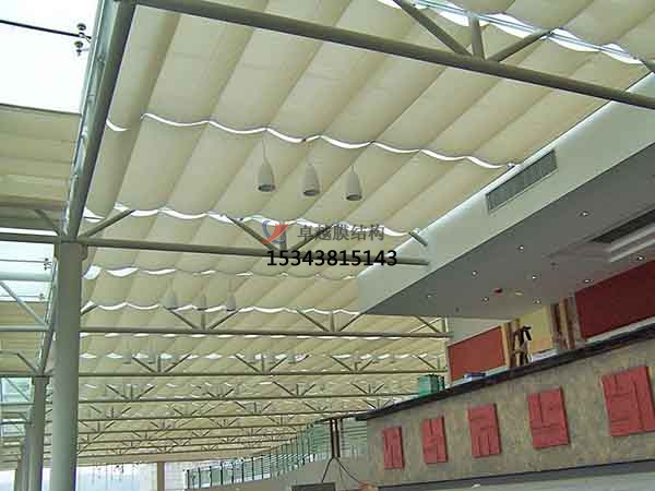 景德鎮(zhèn)膜結構商場頂蓋【生產(chǎn)廠家】景德鎮(zhèn)步行街入口大門膜結構遮陽棚公司