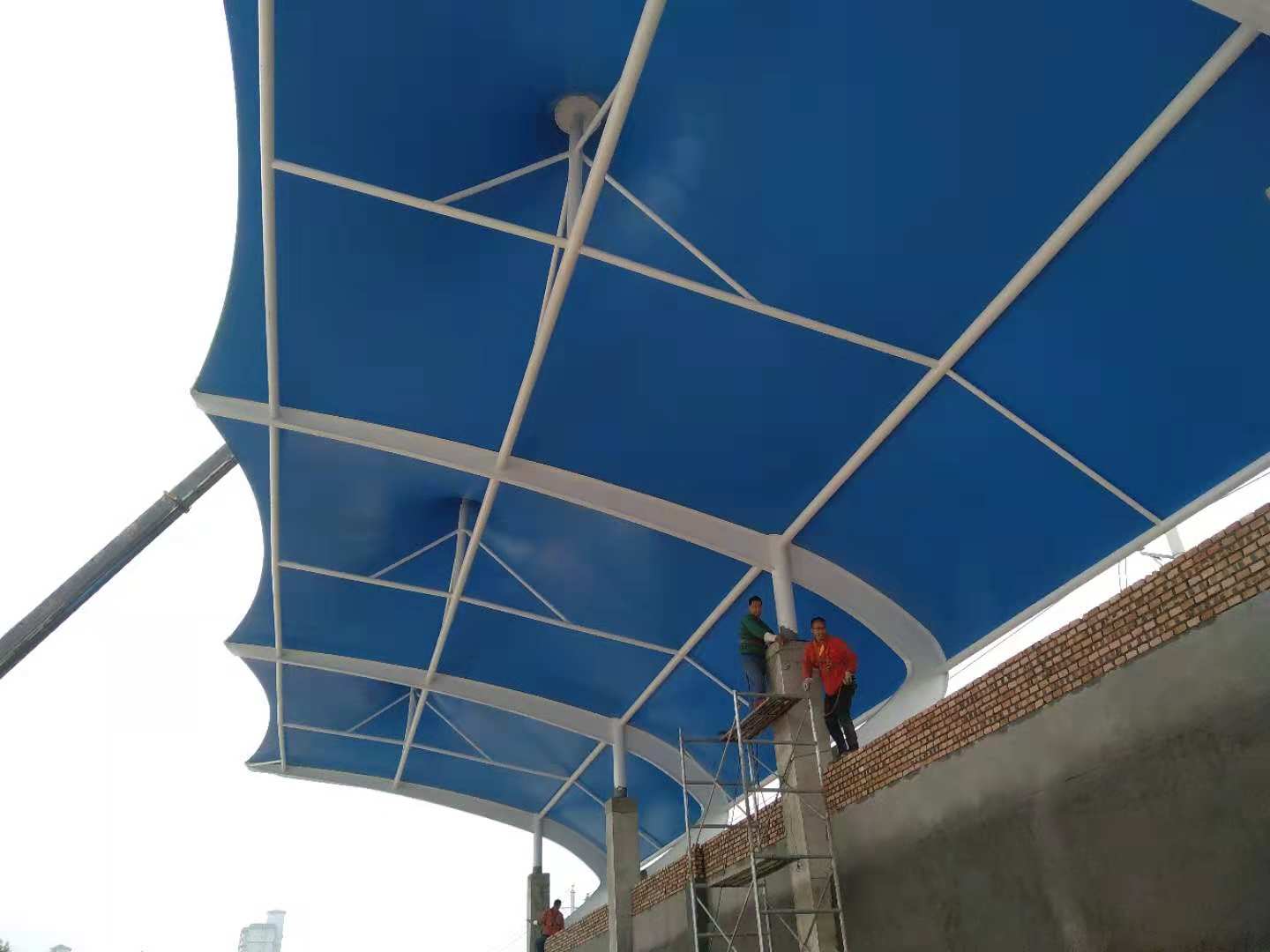 如何對(duì)膜結(jié)構(gòu)工程進(jìn)行維護(hù)保養(yǎng)？