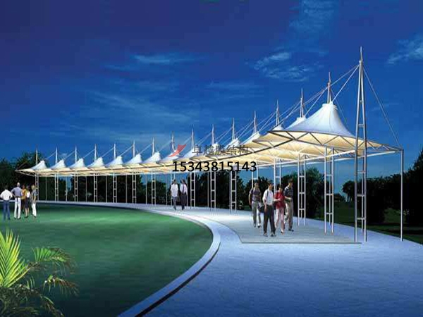  高爾夫球場膜結(jié)構(gòu)是怎么安裝得？