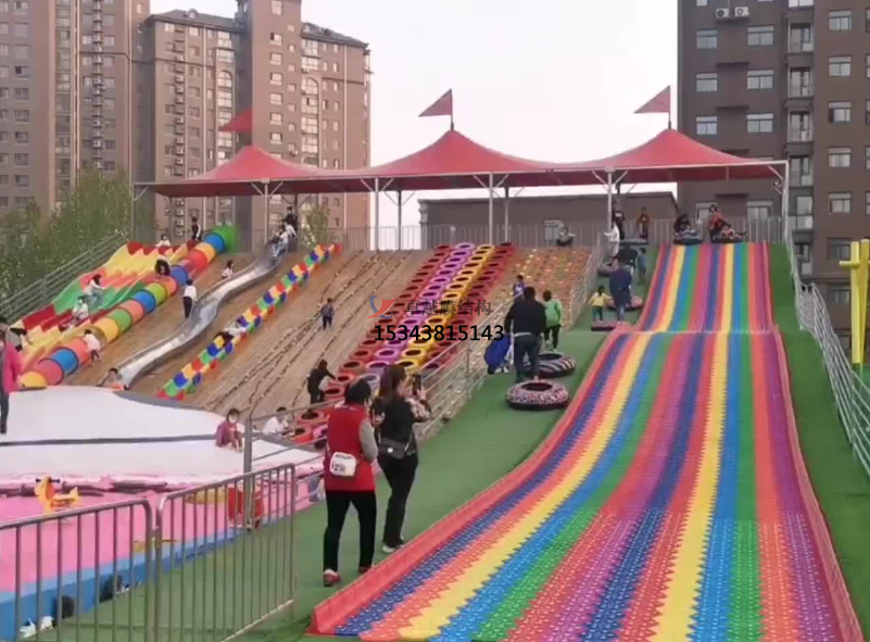 晉城滑世界橘紅色<font color='red'>張拉膜結(jié)構(gòu)</font>生產(chǎn)