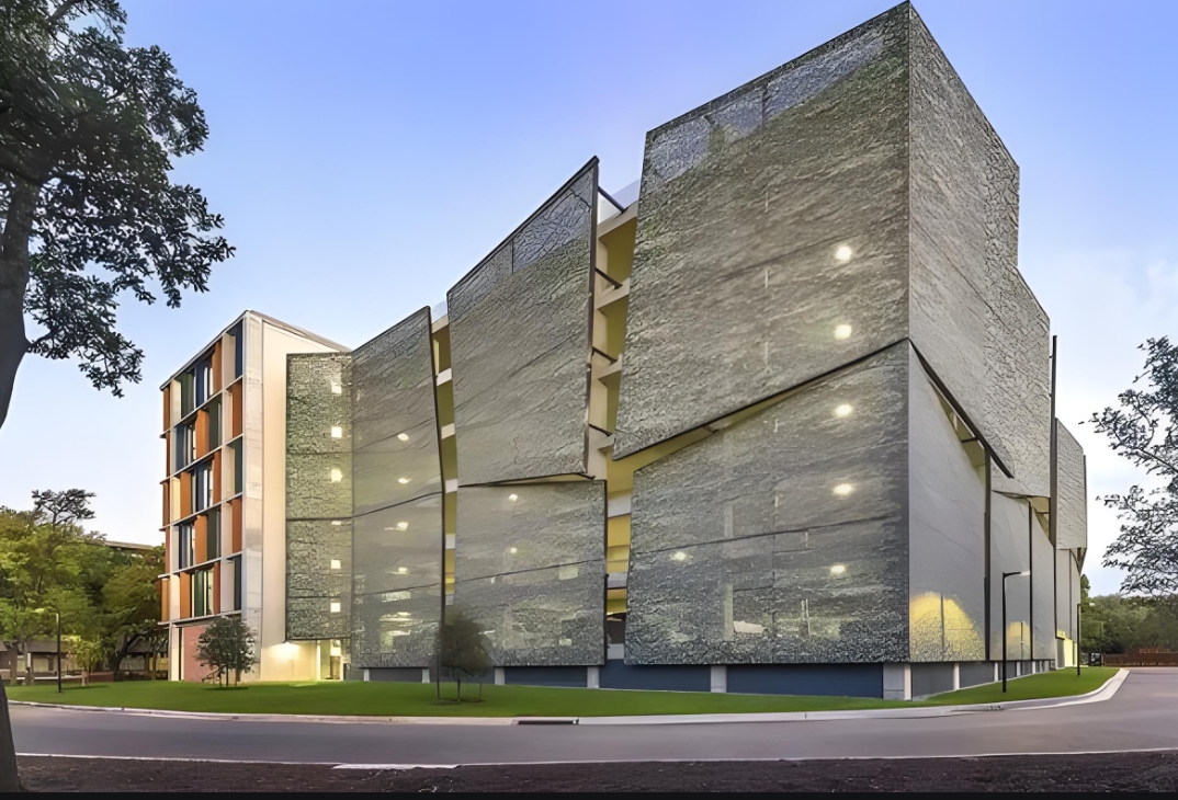 索膜結(jié)構(gòu)安裝工程什么樣？