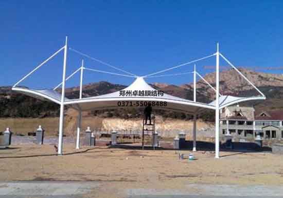 天津張拉膜籃球場遮陽棚生產(chǎn)廠家設(shè)計(jì)施工【天津大學(xué)張拉膜籃球場遮陽棚】等項(xiàng)目