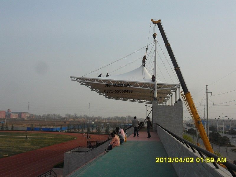 膜結(jié)構(gòu)出入口是如何安裝的？