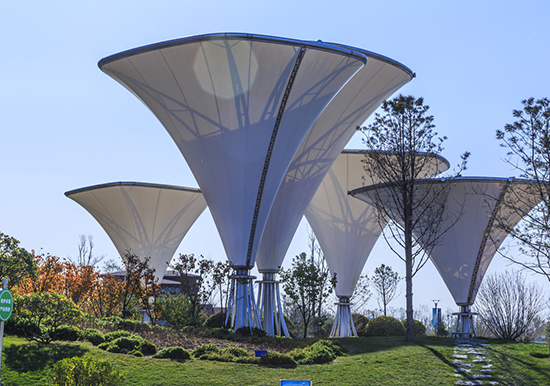 膜結(jié)構(gòu)地下車庫入口的特點/優(yōu)勢有哪些？